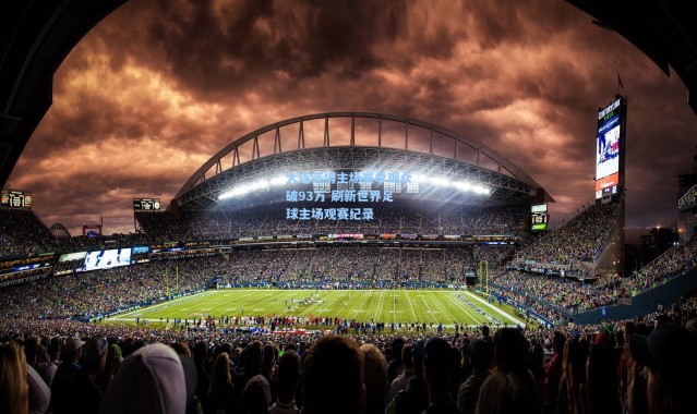 大连英博主场赛季观众破93万 刷新世界足球主场观赛纪录